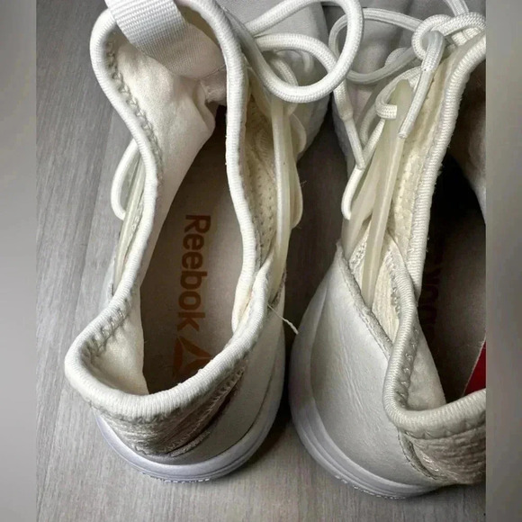 Reebok Women's Ultralite Running Shoes Beige Athletic Sneakers Size 8.5 - Picture 5 of 9